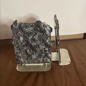 Vintage Metzke pewter bookends USA 1982 dogwood flowers